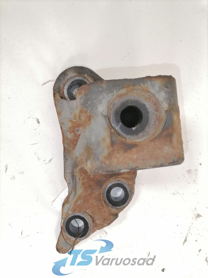 DAF Engine bracket 1670903 - Suku Cadang Mesin untuk Truk: gambar 2 DAF Engine bracket 1670903 - Suku Cadang Mesin untuk Truk: gambar 2