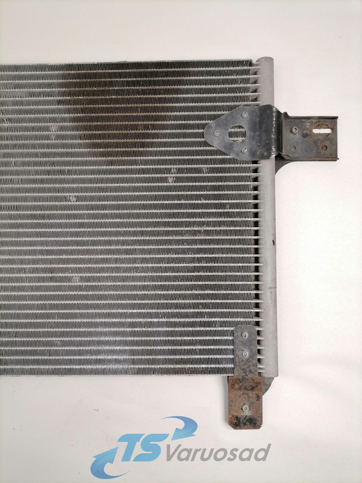 MAN A/C radiator 81619200030 - Pemanasan/ Ventilasi untuk Truk: gambar 4 MAN A/C radiator 81619200030 - Pemanasan/ Ventilasi untuk Truk: gambar 4
