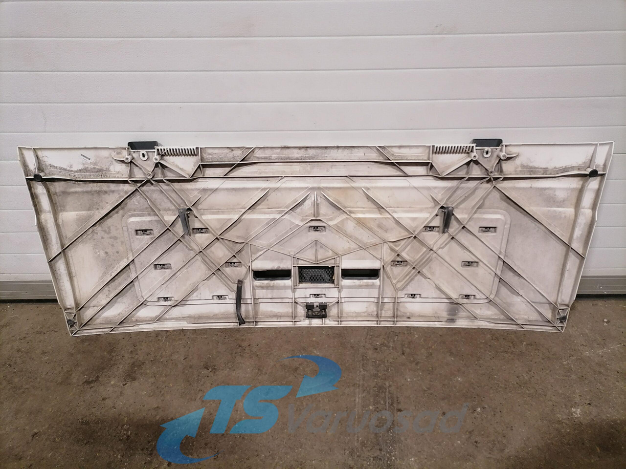 MAN Grille panel 81611100053 - Panggangan untuk Truk: gambar 4 MAN Grille panel 81611100053 - Panggangan untuk Truk: gambar 4