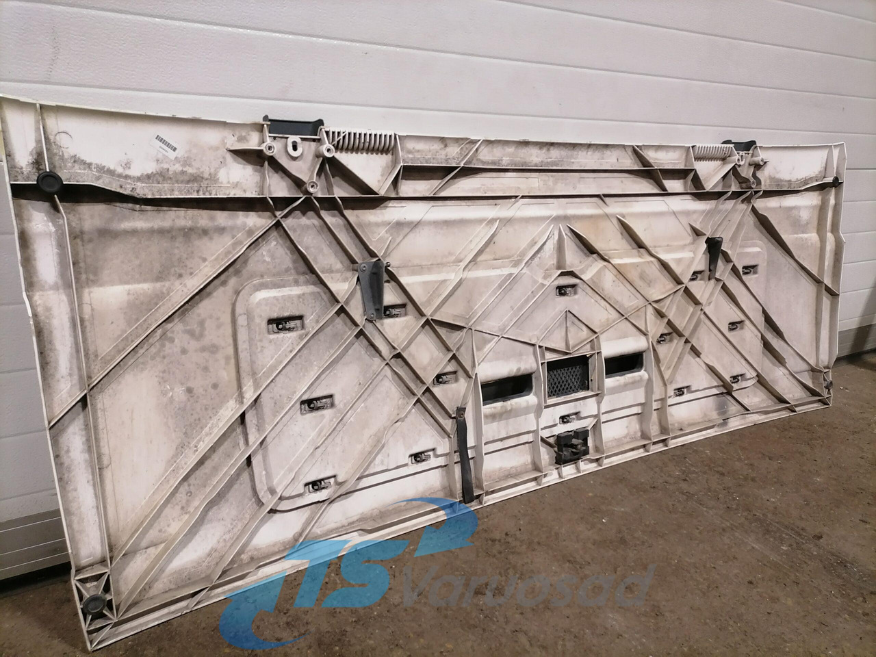 MAN Grille panel 81611100053 - Panggangan untuk Truk: gambar 2 MAN Grille panel 81611100053 - Panggangan untuk Truk: gambar 2