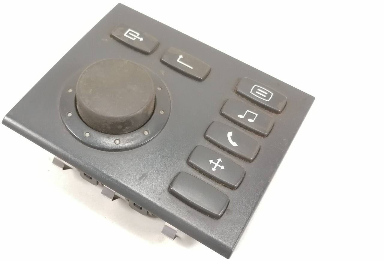 MAN Radio / Telefon 81255056759 - ECU untuk Truk: gambar 1 MAN Radio / Telefon 81255056759 - ECU untuk Truk: gambar 1