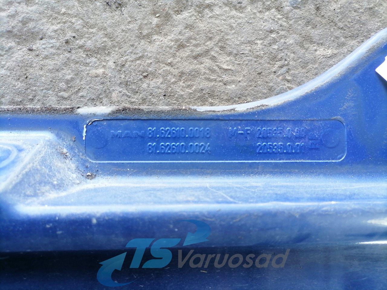 MAN Ukse pikendus, parem 81626100018 - Pintu dan bagian untuk Truk: gambar 2 MAN Ukse pikendus, parem 81626100018 - Pintu dan bagian untuk Truk: gambar 2