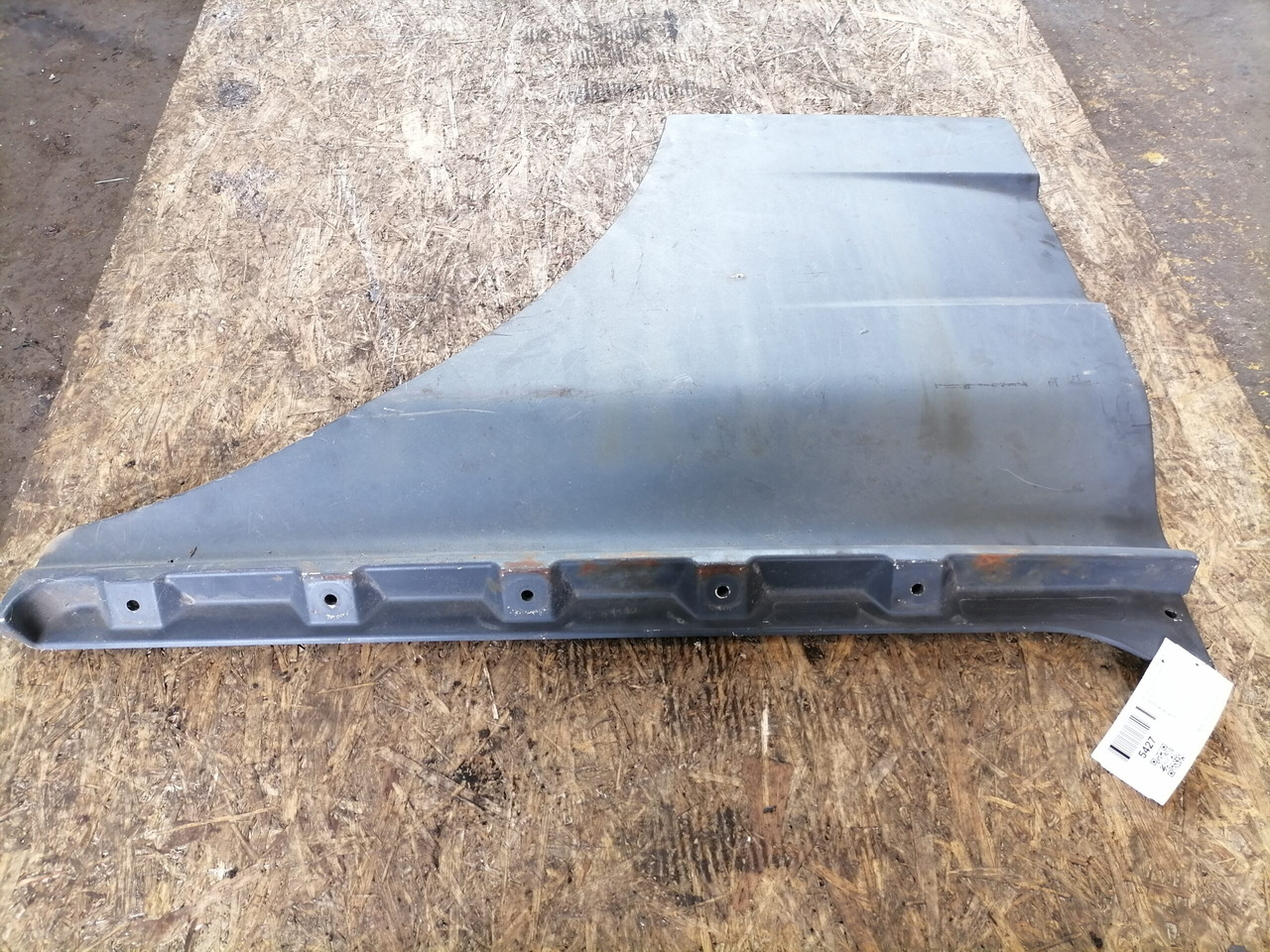 MAN Ukse pikendus, vasak 81626100019 - Pintu dan bagian untuk Truk: gambar 3 MAN Ukse pikendus, vasak 81626100019 - Pintu dan bagian untuk Truk: gambar 3