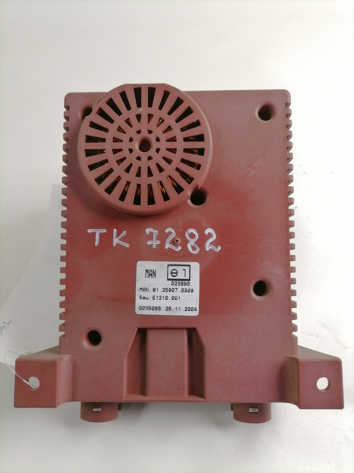 MAN Voltage converter 81259070309 - Sistem listrik untuk Truk: gambar 4 MAN Voltage converter 81259070309 - Sistem listrik untuk Truk: gambar 4