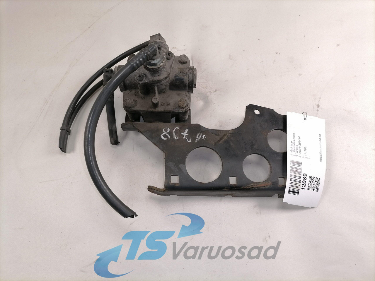 Mercedes-Benz Air pressure control valve A0044299444 - Katup rem untuk Truk: gambar 1 Mercedes-Benz Air pressure control valve A0044299444 - Katup rem untuk Truk: gambar 1