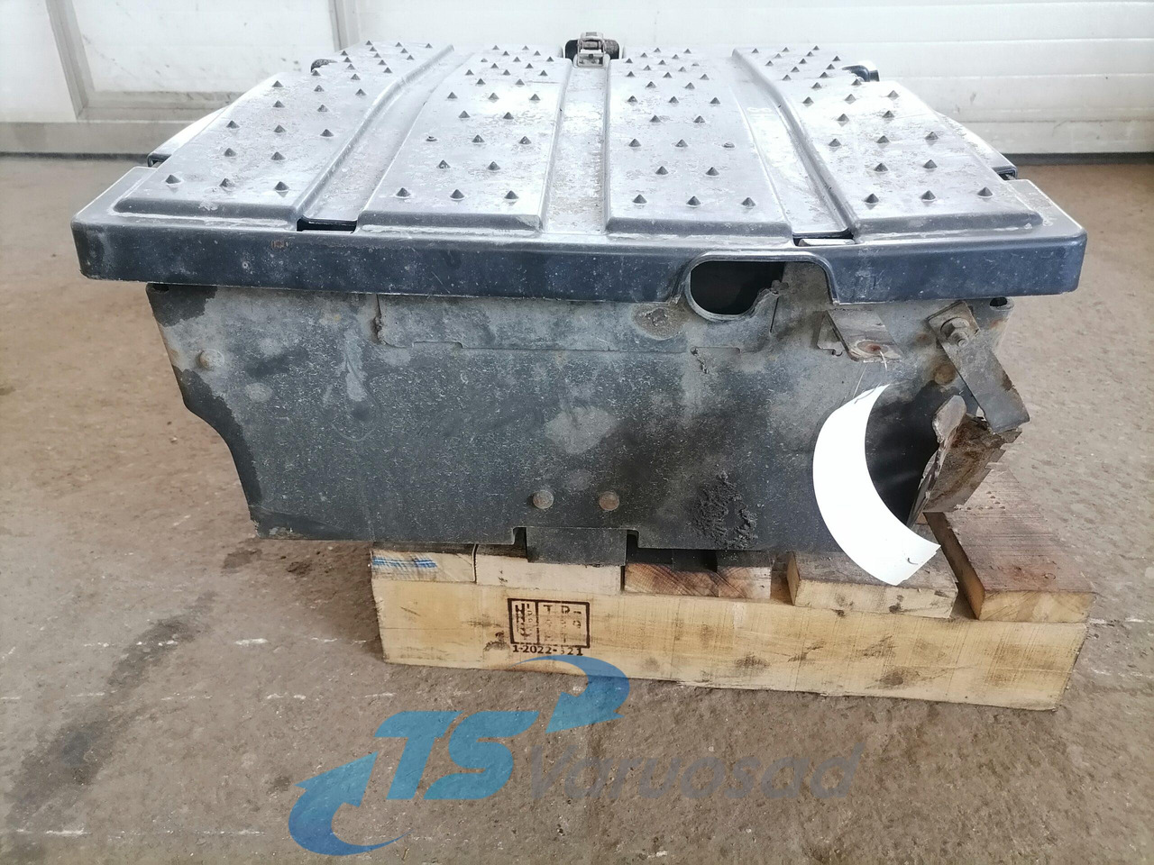 Mercedes-Benz Battery box A9304200268 - Baterai untuk Truk: gambar 4 Mercedes-Benz Battery box A9304200268 - Baterai untuk Truk: gambar 4