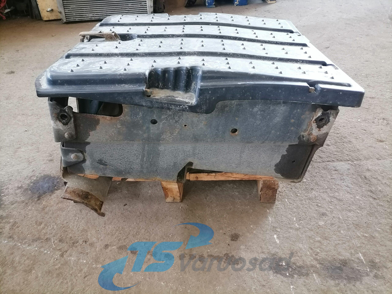Mercedes-Benz Battery box A9304200268 - Baterai untuk Truk: gambar 5 Mercedes-Benz Battery box A9304200268 - Baterai untuk Truk: gambar 5