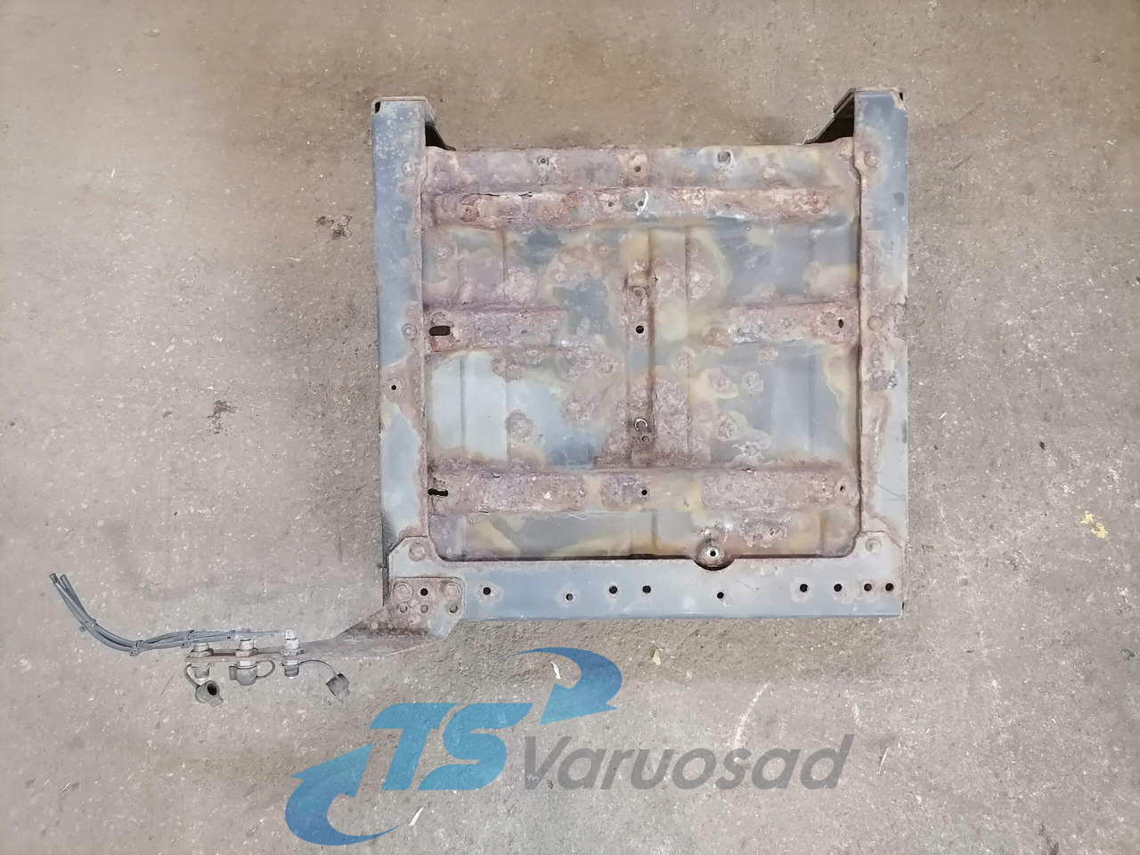 Mercedes-Benz Battery box A9415400916 - Baterai untuk Truk: gambar 4 Mercedes-Benz Battery box A9415400916 - Baterai untuk Truk: gambar 4