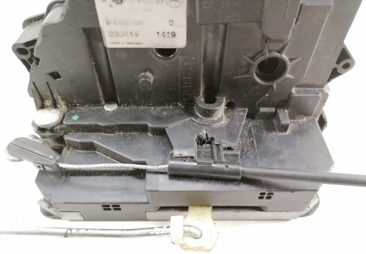 Mercedes-Benz Door lock A9607230001 - Pintu dan bagian untuk Truk: gambar 5 Mercedes-Benz Door lock A9607230001 - Pintu dan bagian untuk Truk: gambar 5