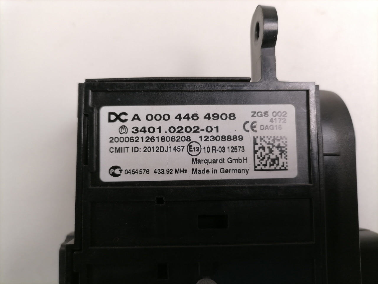 Mercedes-Benz Ignition lock A0004464908 - Pintu dan bagian untuk Truk: gambar 3 Mercedes-Benz Ignition lock A0004464908 - Pintu dan bagian untuk Truk: gambar 3