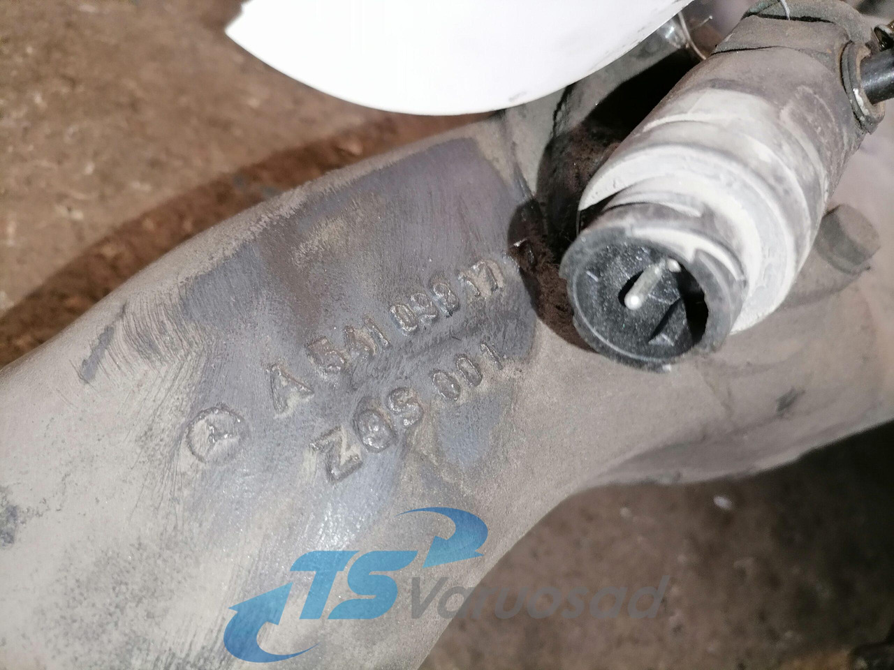 Mercedes-Benz Intake mainfold A5410981717 - Manifold masuk untuk Truk: gambar 2 Mercedes-Benz Intake mainfold A5410981717 - Manifold masuk untuk Truk: gambar 2