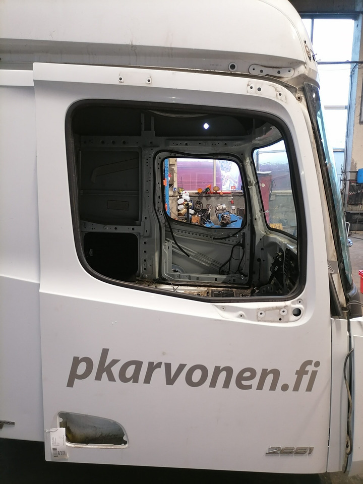 Mercedes-Benz MB uks, parem A9607202403 - Pintu dan bagian untuk Truk: gambar 1 Mercedes-Benz MB uks, parem A9607202403 - Pintu dan bagian untuk Truk: gambar 1