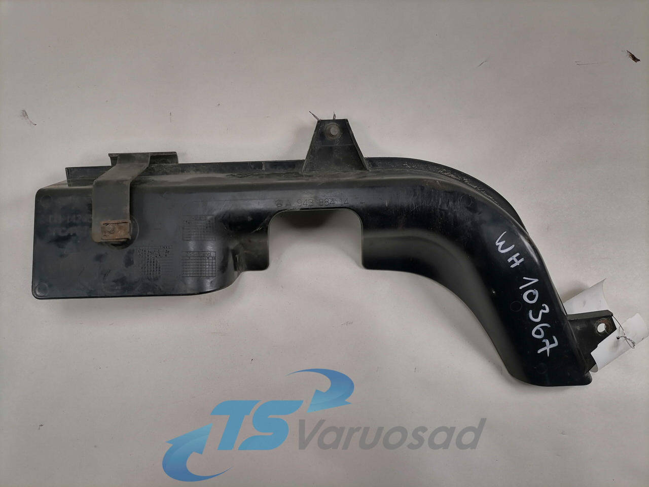 Mercedes-Benz Plastikdetail A9438841474 - Aerodinamika/ Spoiler untuk Truk: gambar 3 Mercedes-Benz Plastikdetail A9438841474 - Aerodinamika/ Spoiler untuk Truk: gambar 3
