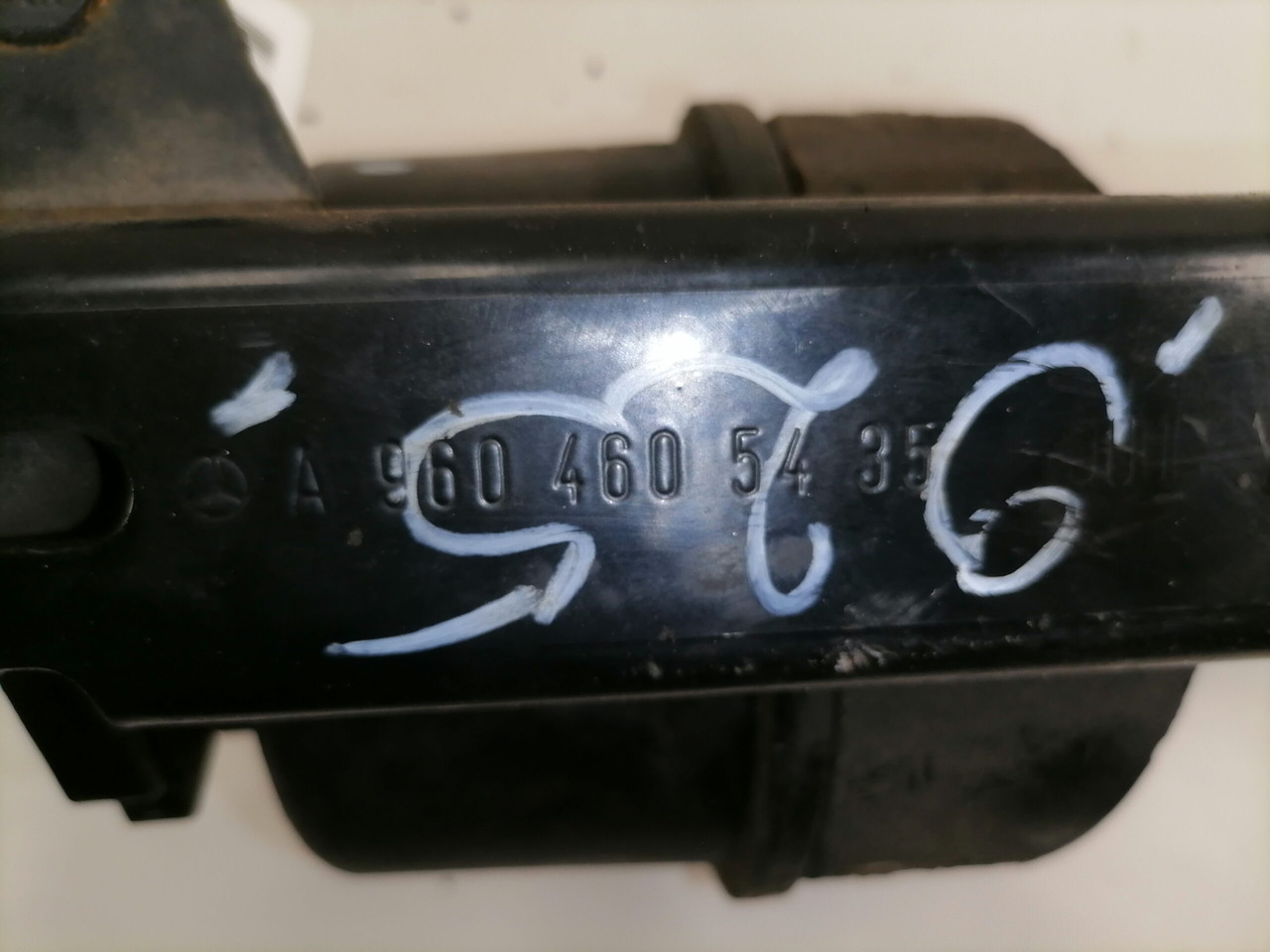 Mercedes-Benz Roolisüsteemi õlimahuti A0004668502 - Selang kemudi untuk Truk: gambar 5 Mercedes-Benz Roolisüsteemi õlimahuti A0004668502 - Selang kemudi untuk Truk: gambar 5