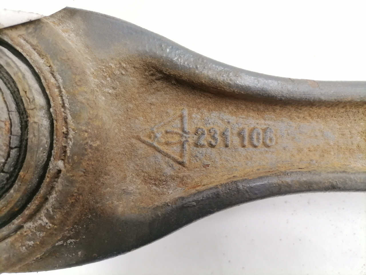 Mercedes-Benz Torque rod A9603300311 - Poros dan bagian untuk Truk: gambar 4 Mercedes-Benz Torque rod A9603300311 - Poros dan bagian untuk Truk: gambar 4