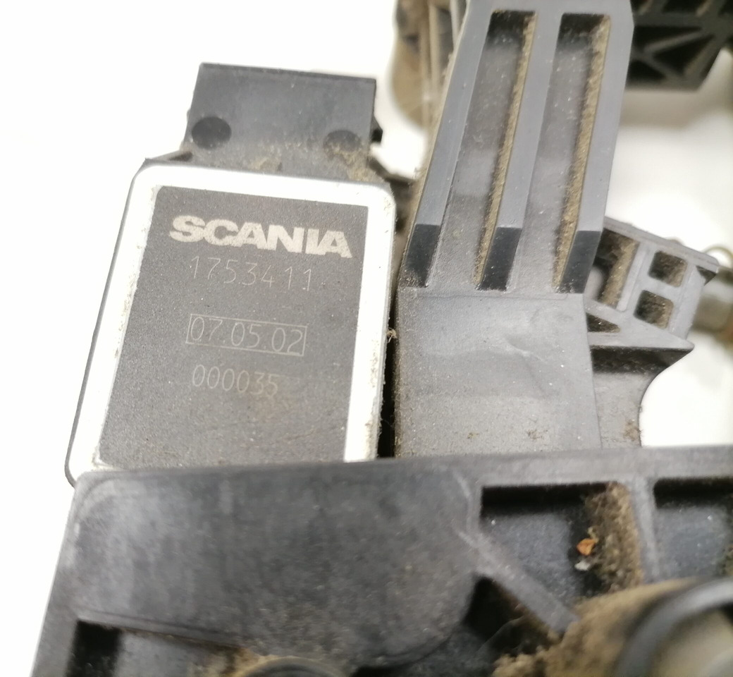 Scania Accelerator pedal 1753411 - Sistem bahan bakar untuk Truk: gambar 3 Scania Accelerator pedal 1753411 - Sistem bahan bakar untuk Truk: gambar 3