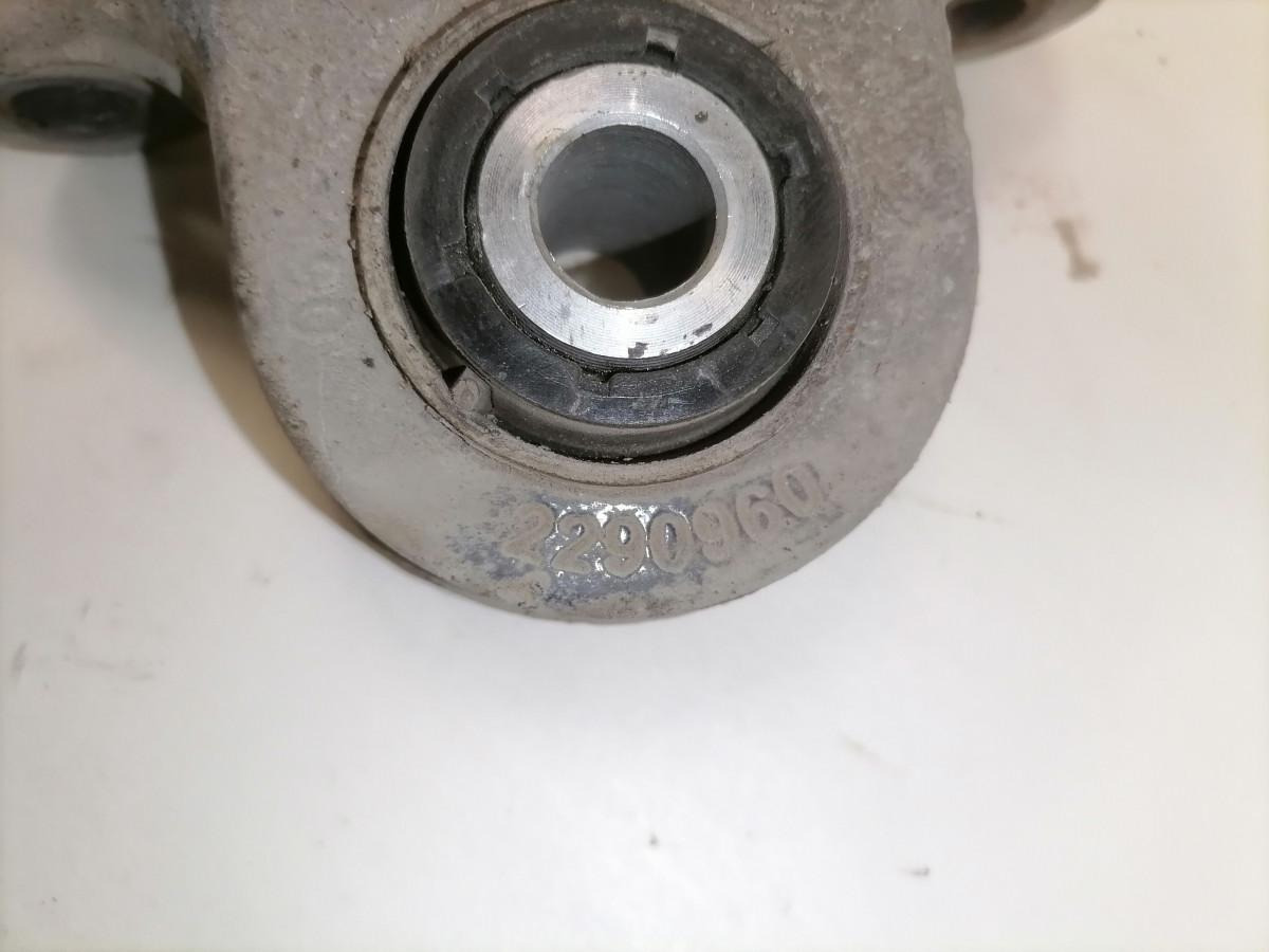 Scania Anti roll bar bracket 2290960 - Bar anti-gulung untuk Truk: gambar 3 Scania Anti roll bar bracket 2290960 - Bar anti-gulung untuk Truk: gambar 3