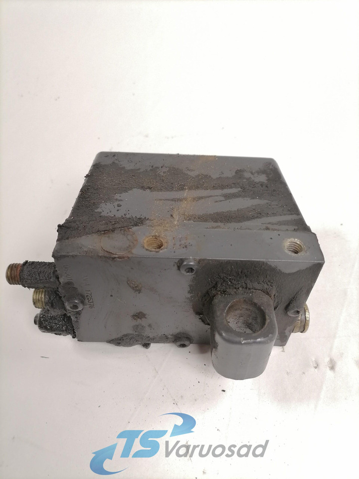 Scania Cab tilting pump 1725376 - Suspensi kabin untuk Truk: gambar 1 Scania Cab tilting pump 1725376 - Suspensi kabin untuk Truk: gambar 1