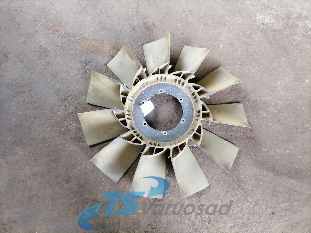 Scania Cooling fan 1757672 - Penggemar untuk Truk: gambar 2 Scania Cooling fan 1757672 - Penggemar untuk Truk: gambar 2