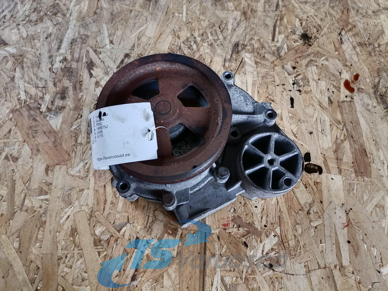 Scania Cooling pump 1896752 - Pompa pendingin untuk Truk: gambar 1 Scania Cooling pump 1896752 - Pompa pendingin untuk Truk: gambar 1