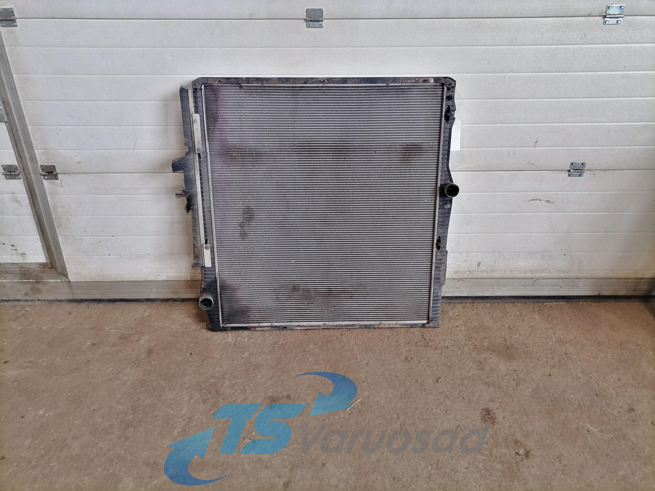 Scania Cooling radiator 1781365 - Radiator untuk Truk: gambar 2 Scania Cooling radiator 1781365 - Radiator untuk Truk: gambar 2