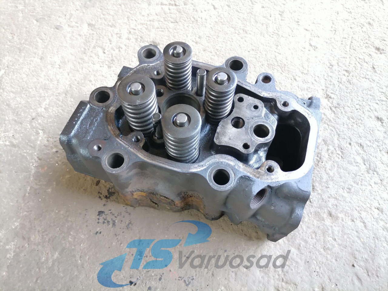 Scania Cylinder head, XPI 1874583 - Kepala silinder untuk Truk: gambar 1 Scania Cylinder head, XPI 1874583 - Kepala silinder untuk Truk: gambar 1