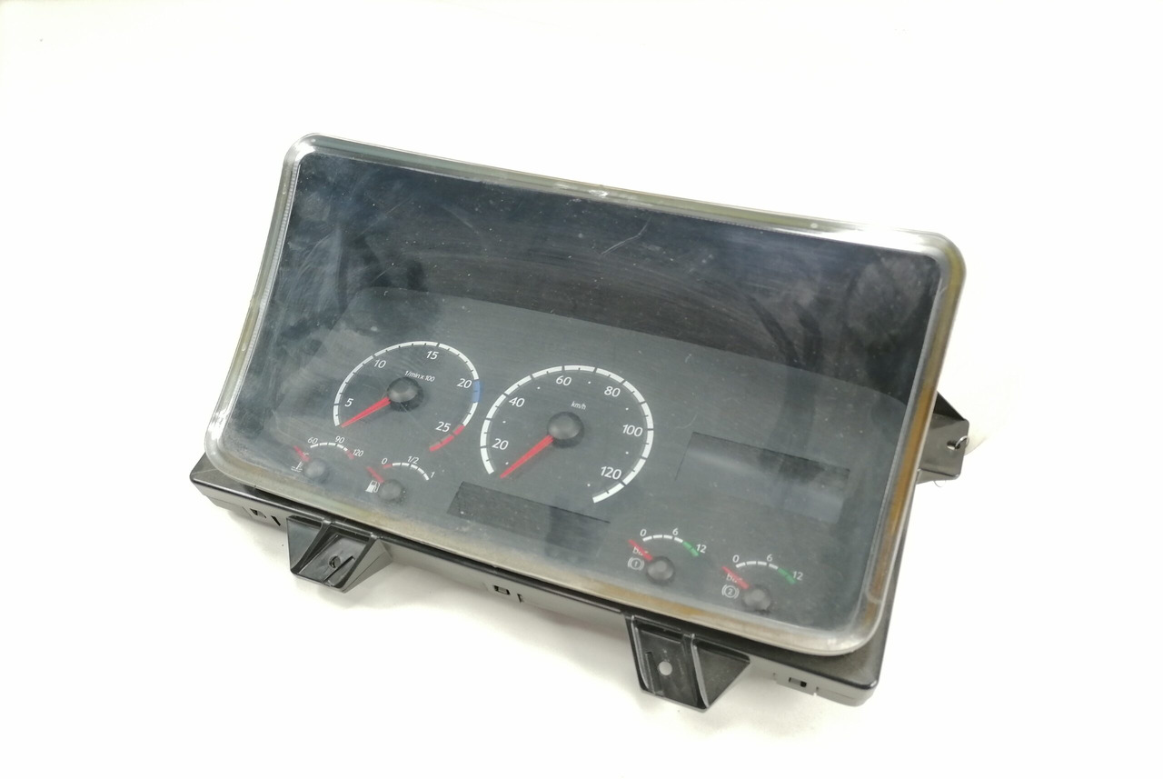 Scania Dashboard 1763551 - Dasbor untuk Truk: gambar 1 Scania Dashboard 1763551 - Dasbor untuk Truk: gambar 1