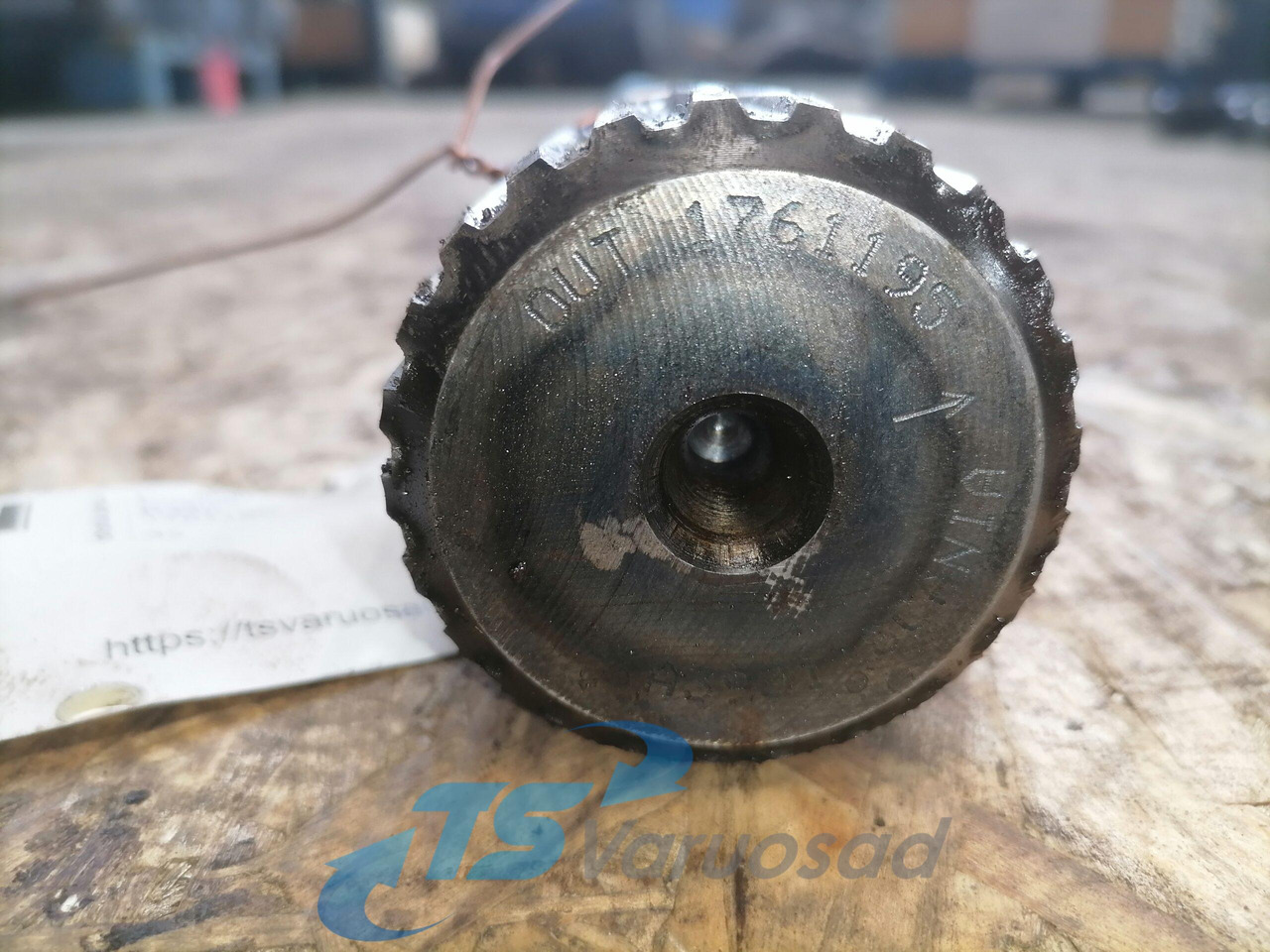 Scania Drive shaft 1761195 - Poros penggerak untuk Truk: gambar 4 Scania Drive shaft 1761195 - Poros penggerak untuk Truk: gambar 4