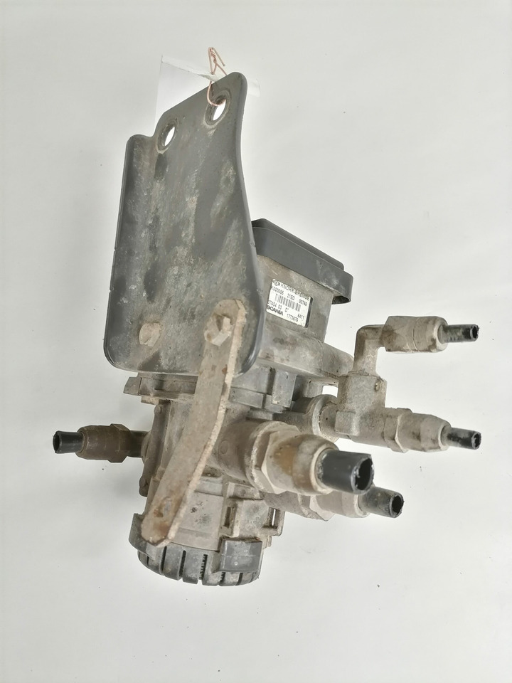 Scania EBS brake valve 1773676 - Katup rem untuk Truk: gambar 2 Scania EBS brake valve 1773676 - Katup rem untuk Truk: gambar 2
