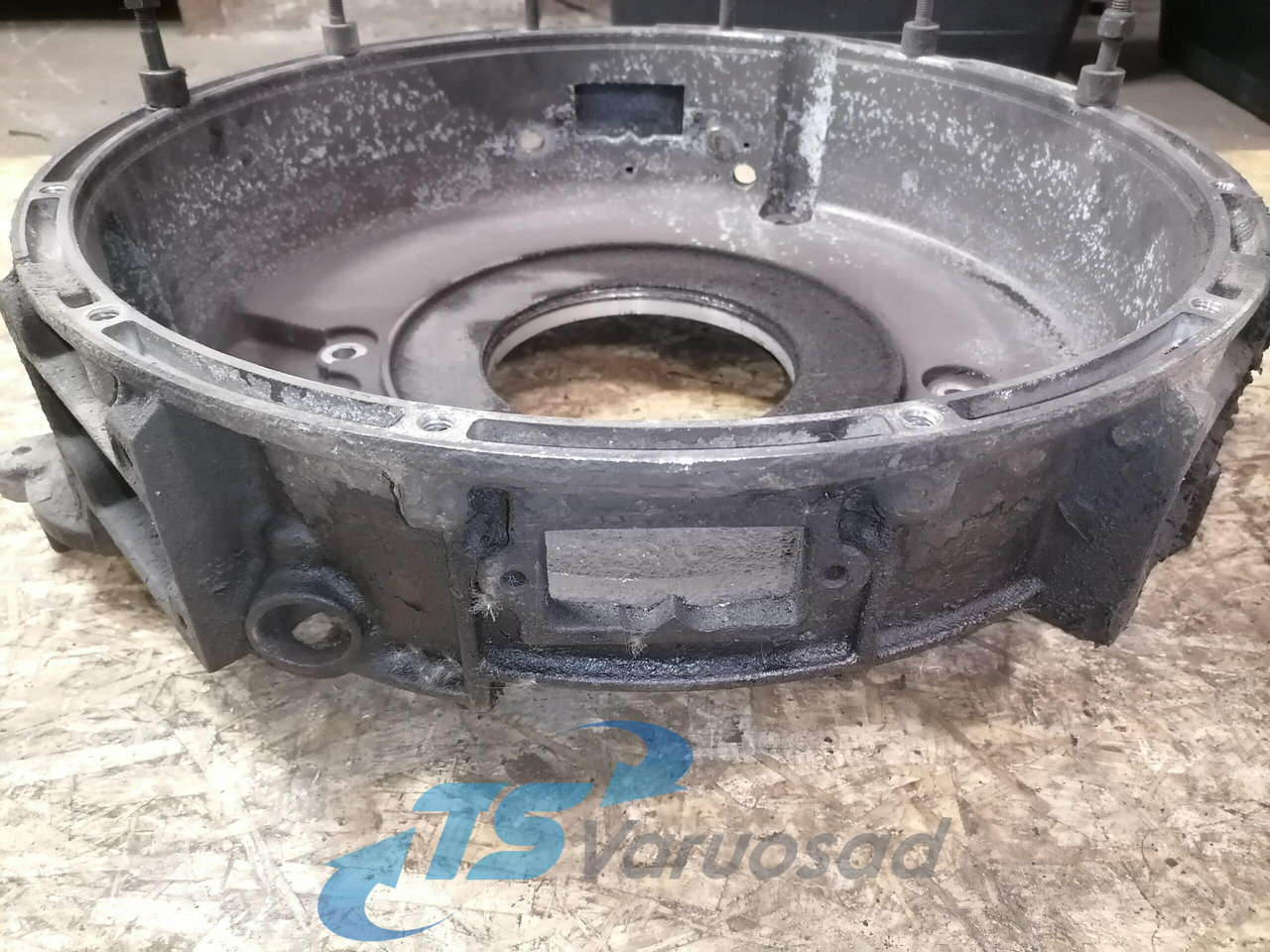 Scania Flywheel housing 1793662 - Roda gila untuk Truk: gambar 5 Scania Flywheel housing 1793662 - Roda gila untuk Truk: gambar 5