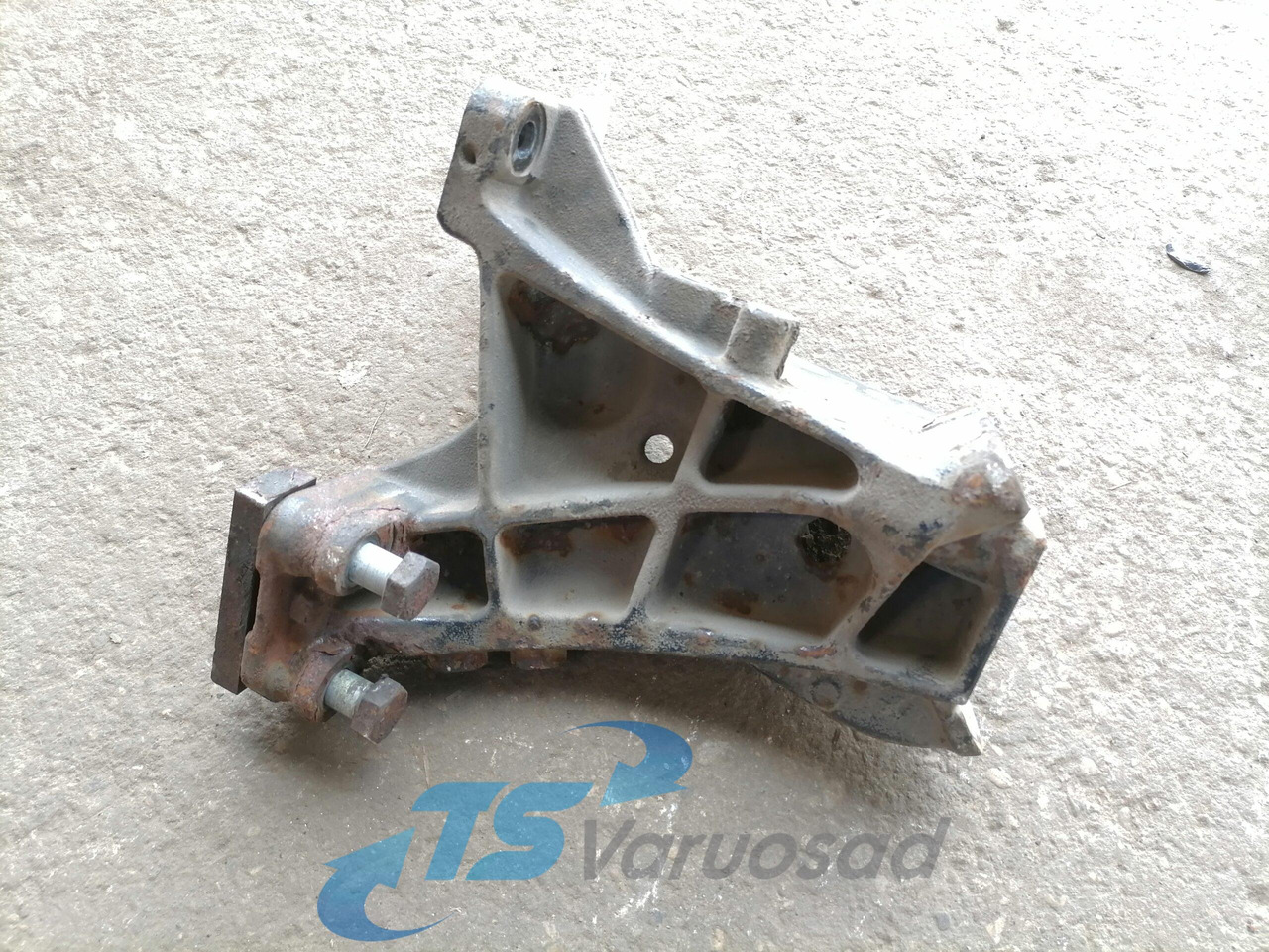 Scania Front bumper carrier 1525694 - Bumper untuk Truk: gambar 2 Scania Front bumper carrier 1525694 - Bumper untuk Truk: gambar 2