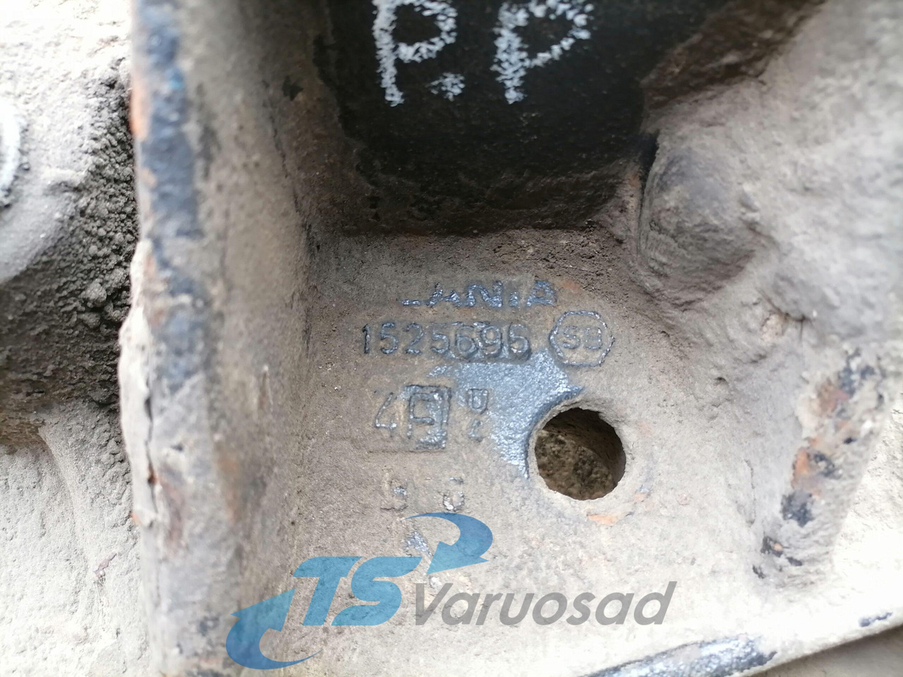 Scania Front bumper carrier 1525695 - Bumper untuk Truk: gambar 2 Scania Front bumper carrier 1525695 - Bumper untuk Truk: gambar 2