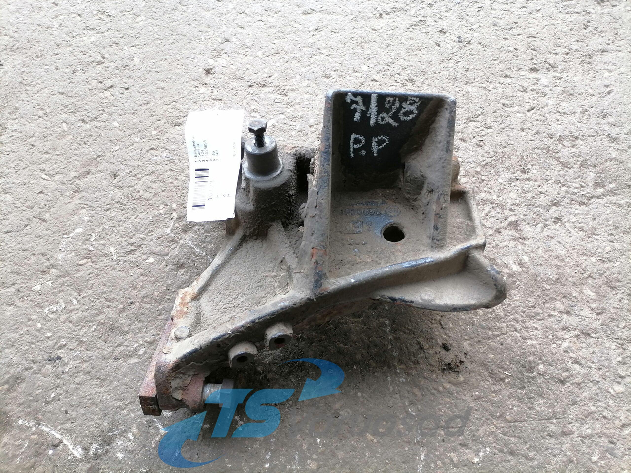 Scania Front bumper carrier 1525695 - Bumper untuk Truk: gambar 1 Scania Front bumper carrier 1525695 - Bumper untuk Truk: gambar 1