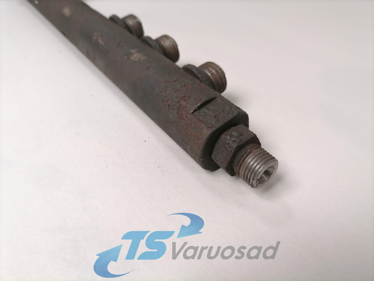 Scania Fuel mainfold 2002834 - Sistem bahan bakar untuk Truk: gambar 4 Scania Fuel mainfold 2002834 - Sistem bahan bakar untuk Truk: gambar 4