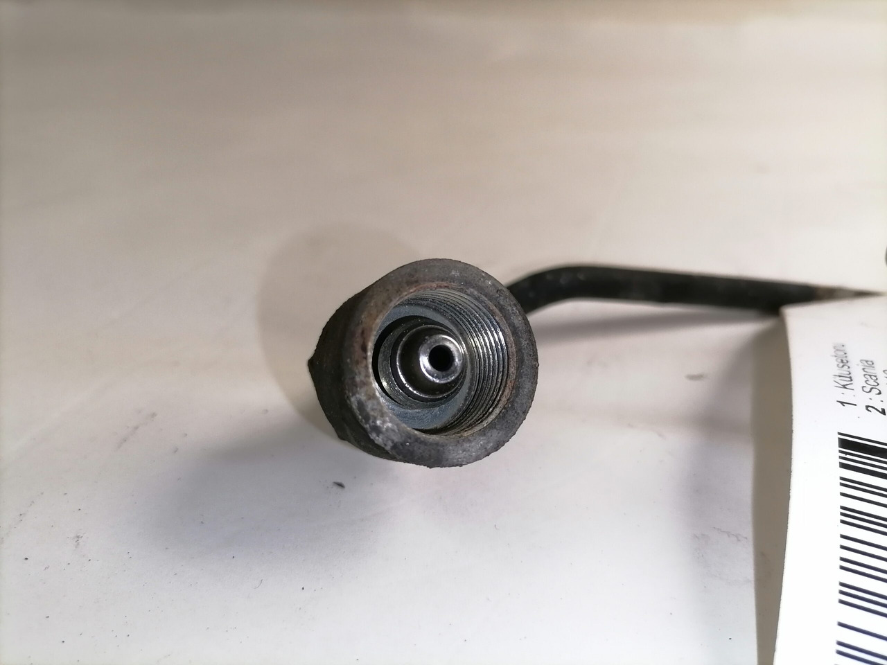 Scania Fuel pipe 1862547 - Sistem bahan bakar untuk Truk: gambar 3 Scania Fuel pipe 1862547 - Sistem bahan bakar untuk Truk: gambar 3