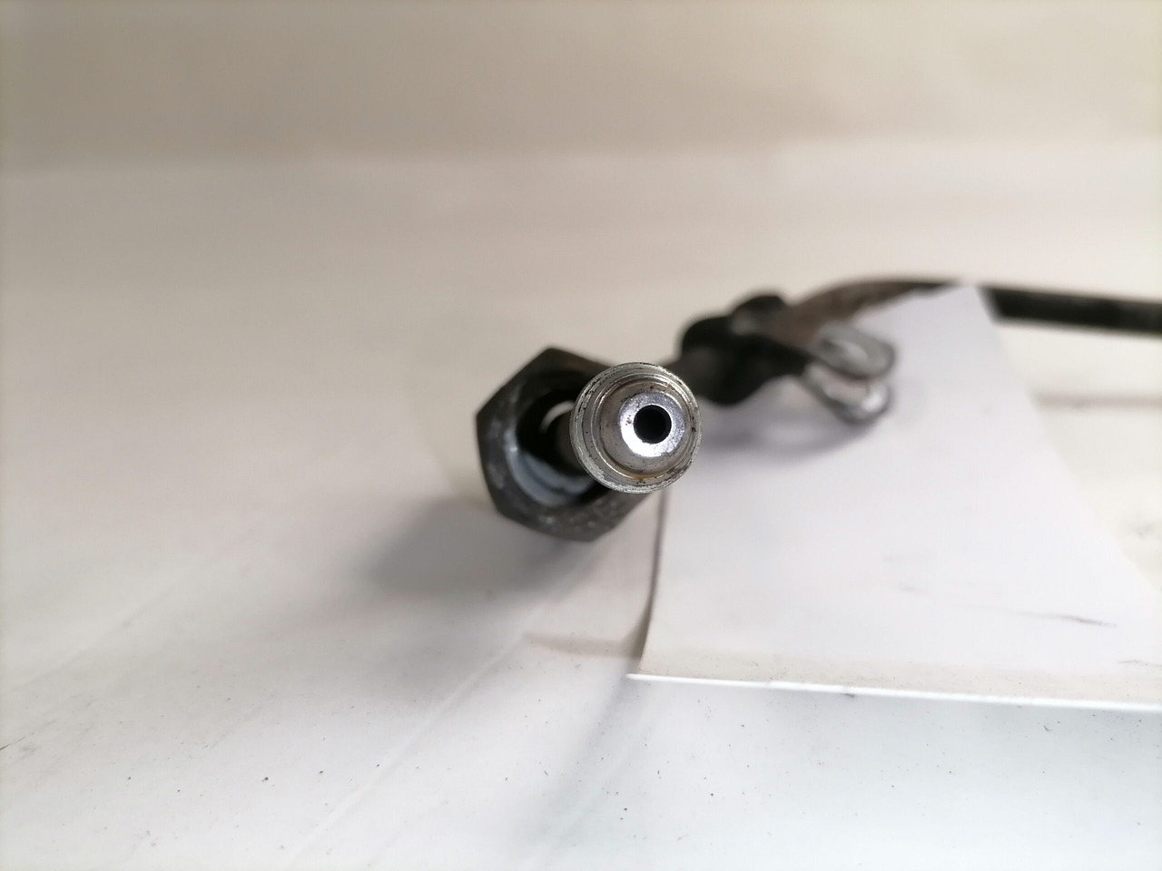 Scania Fuel pipe 1862547 - Sistem bahan bakar untuk Truk: gambar 2 Scania Fuel pipe 1862547 - Sistem bahan bakar untuk Truk: gambar 2