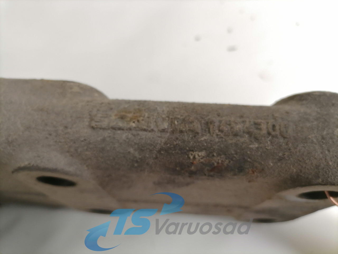 Scania Gearbox bracket 1404300 - Gearbox dan bagiannya untuk Truk: gambar 2 Scania Gearbox bracket 1404300 - Gearbox dan bagiannya untuk Truk: gambar 2
