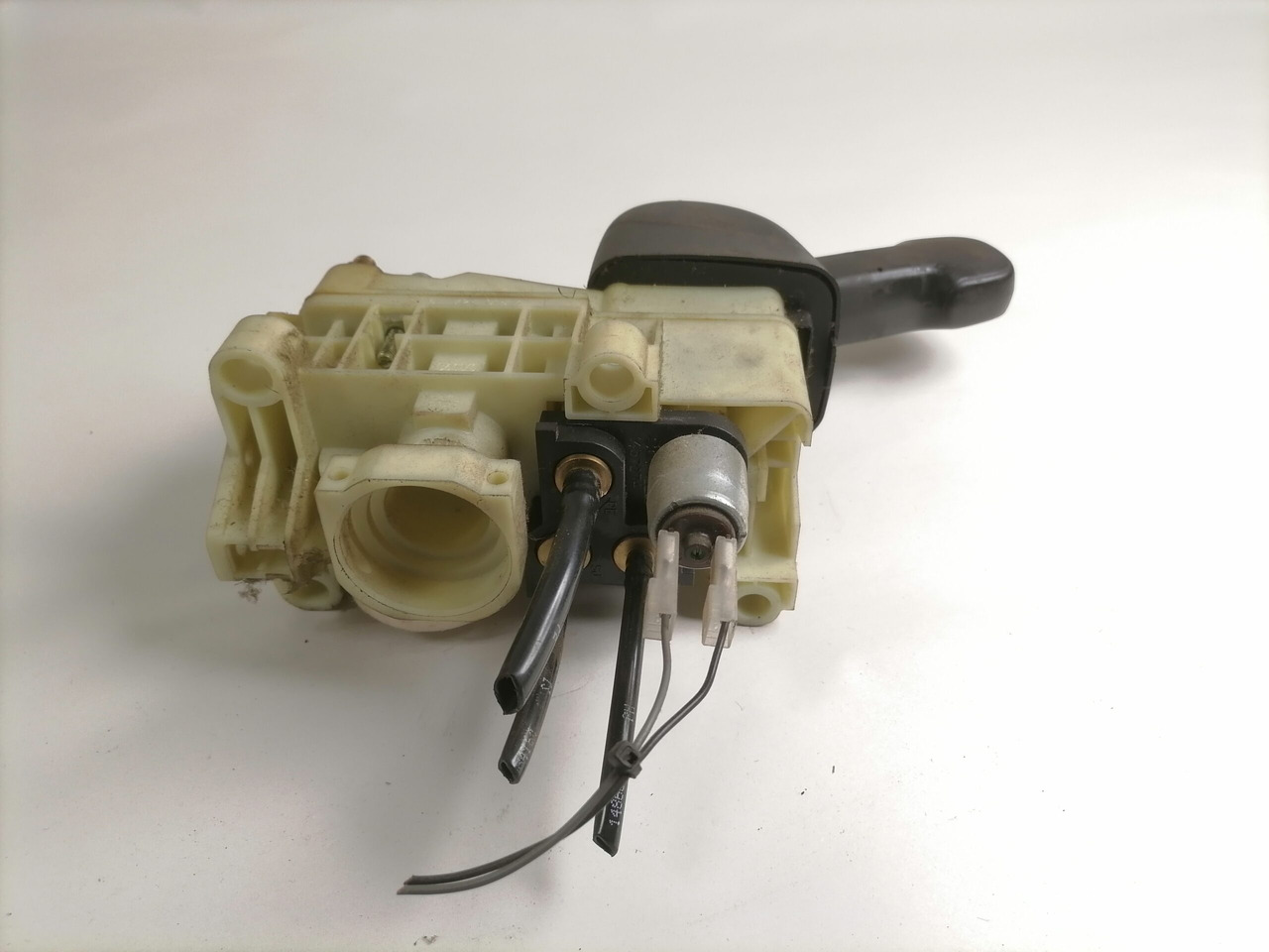 Scania Handbrake control lever 1774972 - Bagian universal untuk Truk: gambar 5 Scania Handbrake control lever 1774972 - Bagian universal untuk Truk: gambar 5