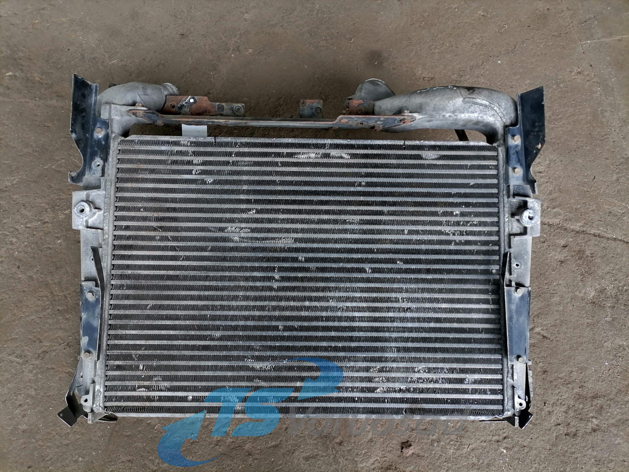 Scania Intercooler radiator 1531767 - Intercooler untuk Truk: gambar 3 Scania Intercooler radiator 1531767 - Intercooler untuk Truk: gambar 3