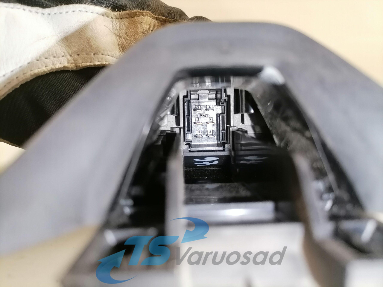 Scania Juhtplokk, FLC 1949369 - ECU untuk Truk: gambar 4 Scania Juhtplokk, FLC 1949369 - ECU untuk Truk: gambar 4