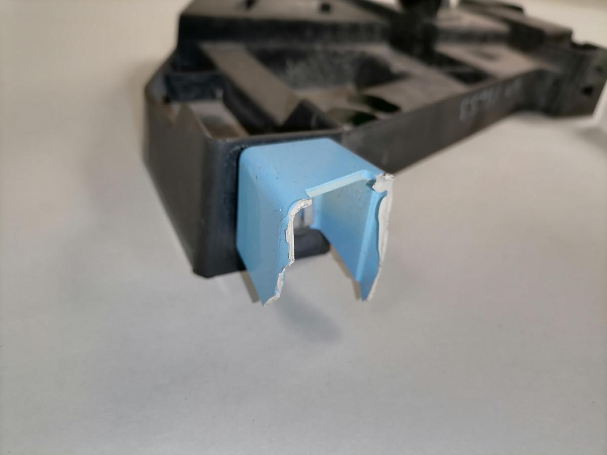 Scania Kabiini tuulesuunaja kandur 2326969 - Aerodinamika/ Spoiler untuk Truk: gambar 2 Scania Kabiini tuulesuunaja kandur 2326969 - Aerodinamika/ Spoiler untuk Truk: gambar 2