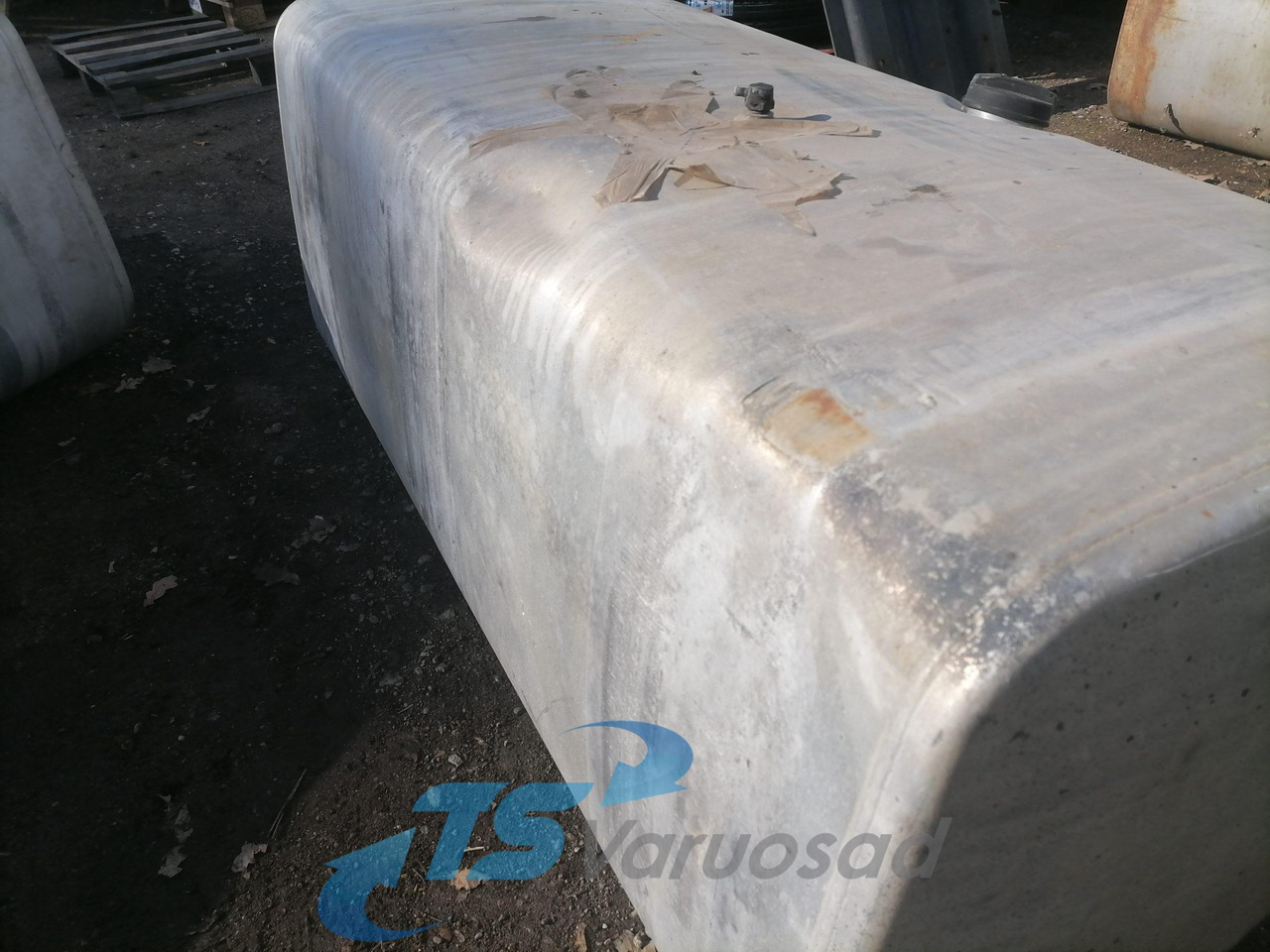 Scania Kütusepaak 600L 1423690 - Tangki bahan bakar untuk Truk: gambar 2 Scania Kütusepaak 600L 1423690 - Tangki bahan bakar untuk Truk: gambar 2