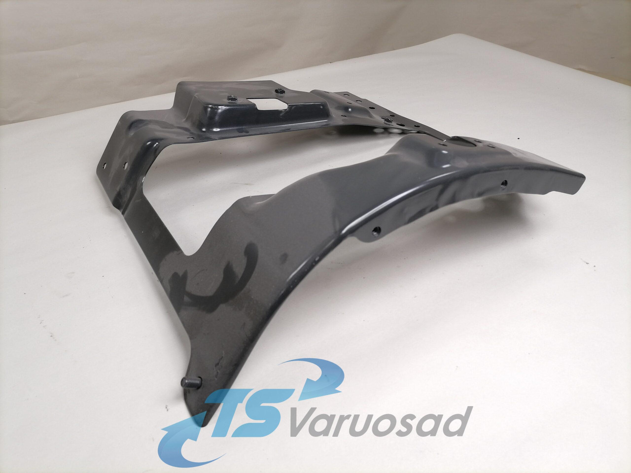 Scania Light bracket 2124019 - Cahaya/ Pencahayaan untuk Truk: gambar 3 Scania Light bracket 2124019 - Cahaya/ Pencahayaan untuk Truk: gambar 3