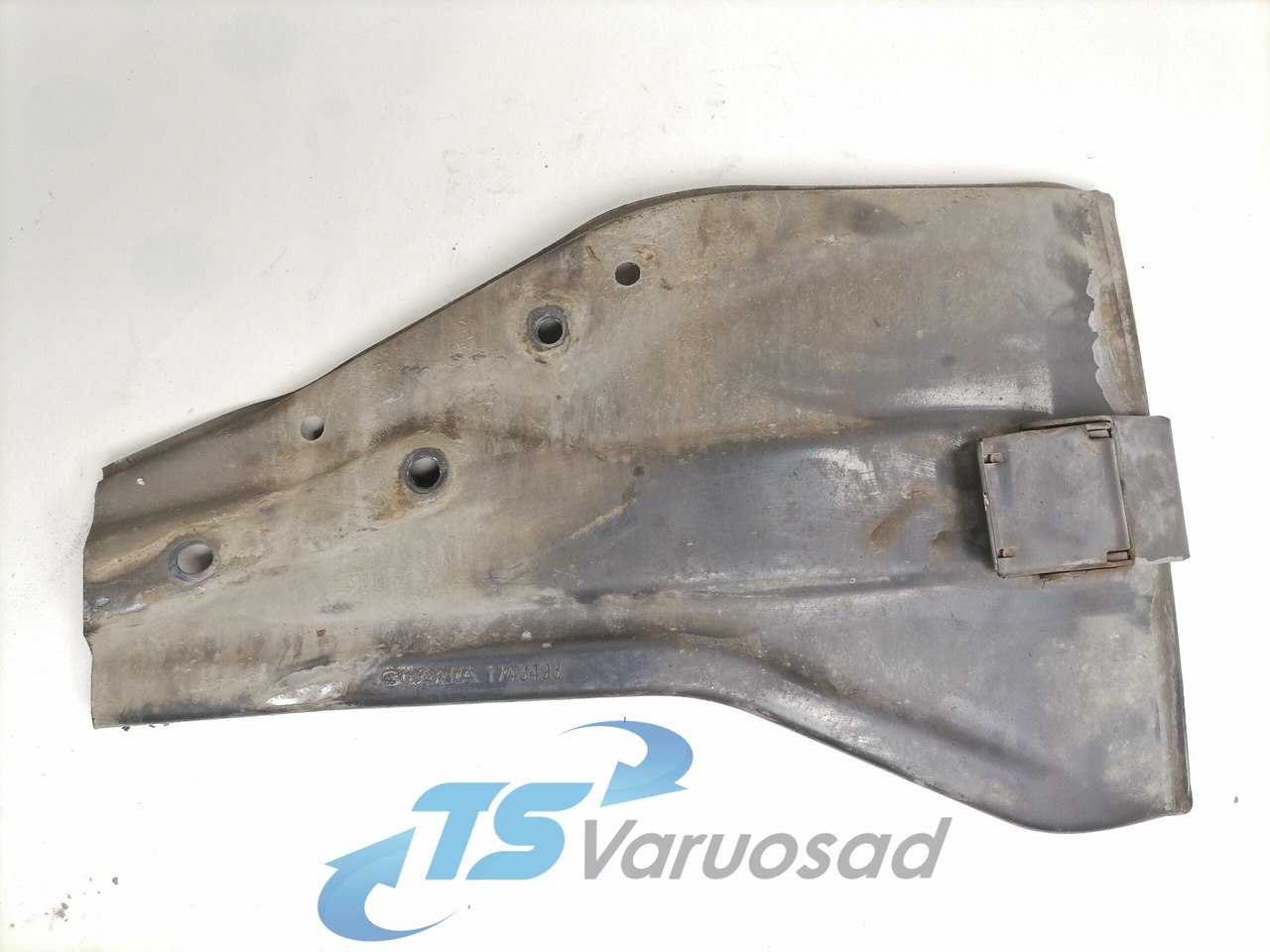 Scania Mudguard bracket 1743493 - Bagian universal untuk Truk: gambar 1 Scania Mudguard bracket 1743493 - Bagian universal untuk Truk: gambar 1
