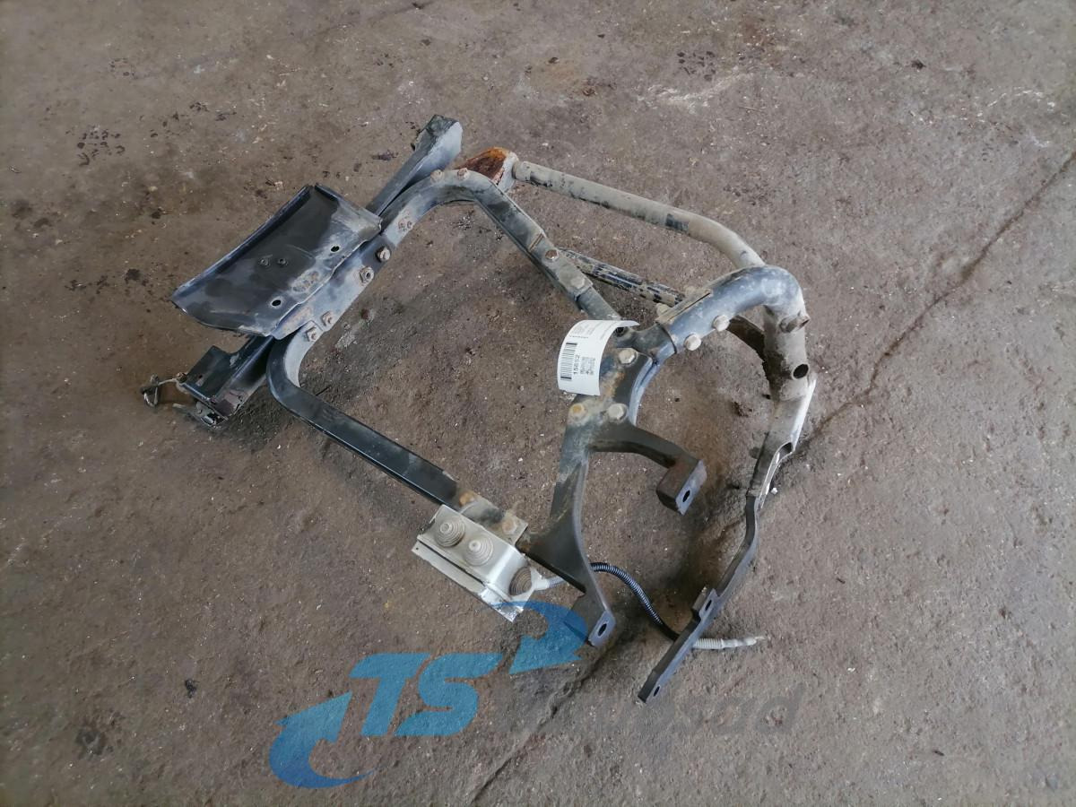 Scania Mudguard bracket 1931382 - Bagian universal untuk Truk: gambar 3 Scania Mudguard bracket 1931382 - Bagian universal untuk Truk: gambar 3