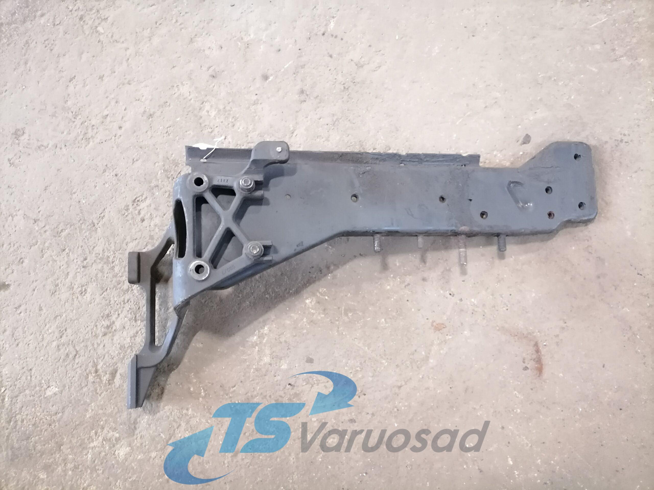 Scania Muffler carrier 1541019 - Knalpot untuk Truk: gambar 2 Scania Muffler carrier 1541019 - Knalpot untuk Truk: gambar 2