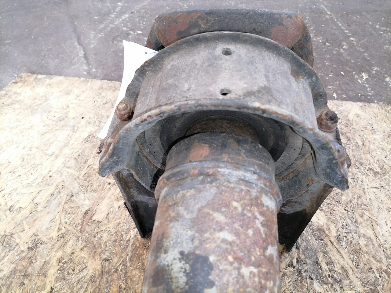 Scania Propeller shaft 1758402 - Poros baling-baling untuk Truk: gambar 4 Scania Propeller shaft 1758402 - Poros baling-baling untuk Truk: gambar 4