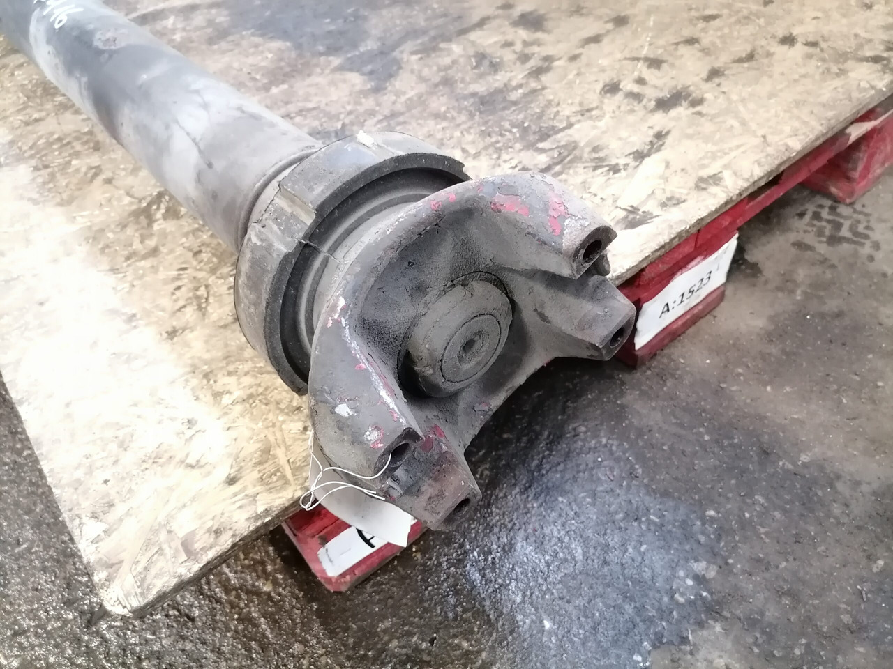 Scania Propeller shaft 1758402 - Poros baling-baling untuk Truk: gambar 2 Scania Propeller shaft 1758402 - Poros baling-baling untuk Truk: gambar 2