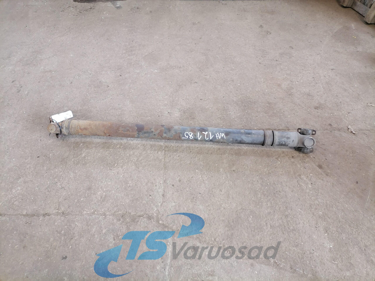 Scania Propeller shaft 1758616 - Poros baling-baling untuk Truk: gambar 1 Scania Propeller shaft 1758616 - Poros baling-baling untuk Truk: gambar 1