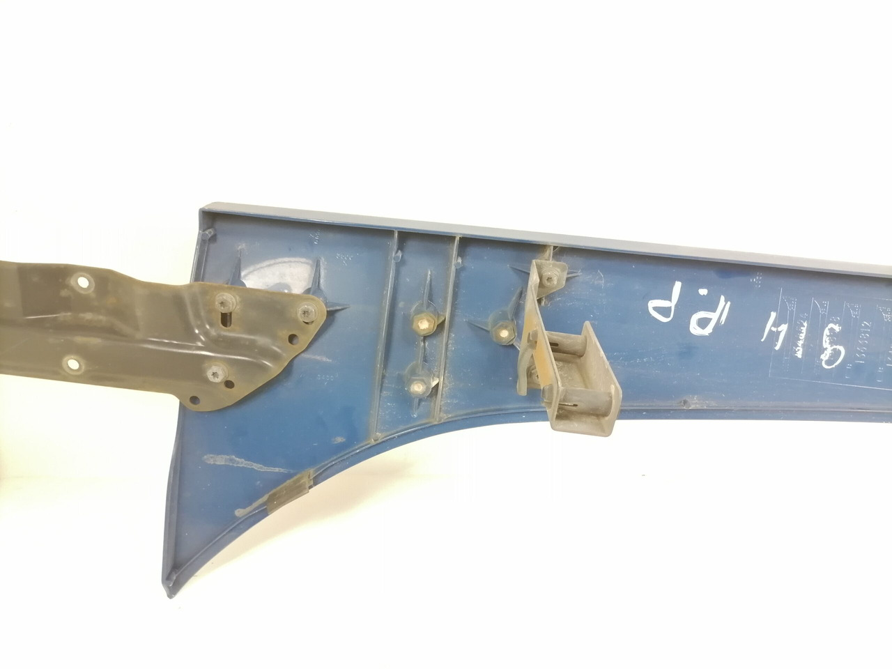Scania Scania cab wind deflector, right side 1348520 - Aerodinamika/ Spoiler untuk Truk: gambar 3 Scania Scania cab wind deflector, right side 1348520 - Aerodinamika/ Spoiler untuk Truk: gambar 3